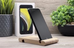 iPhone SE 2020 Black 64GB 2 ÉV Garanciával Számlával 100% Akku