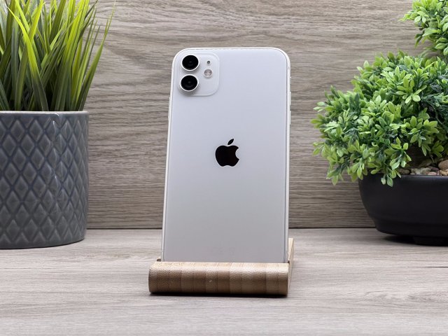 Hibátlan iPhone 11 White 64GB 2 ÉV Garanciával Számlával 100% Akku