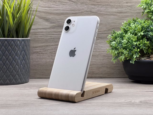 Hibátlan iPhone 11 White 64GB 2 ÉV Garanciával Számlával 100% Akku