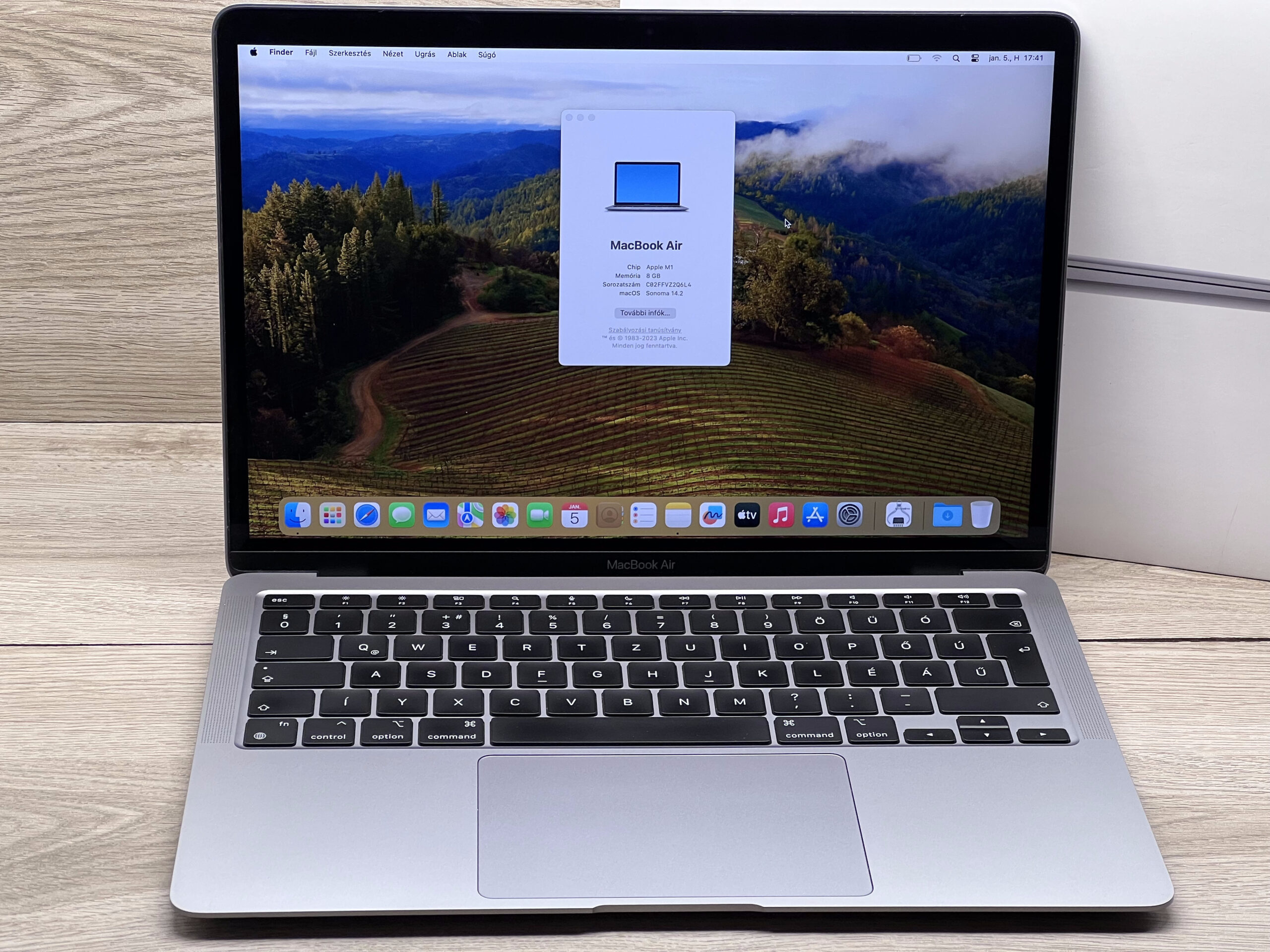 Hibátlan MacBook Air 2020 M1 13” 256GB 2 ÉV Garanciával Számlával 90% Akku