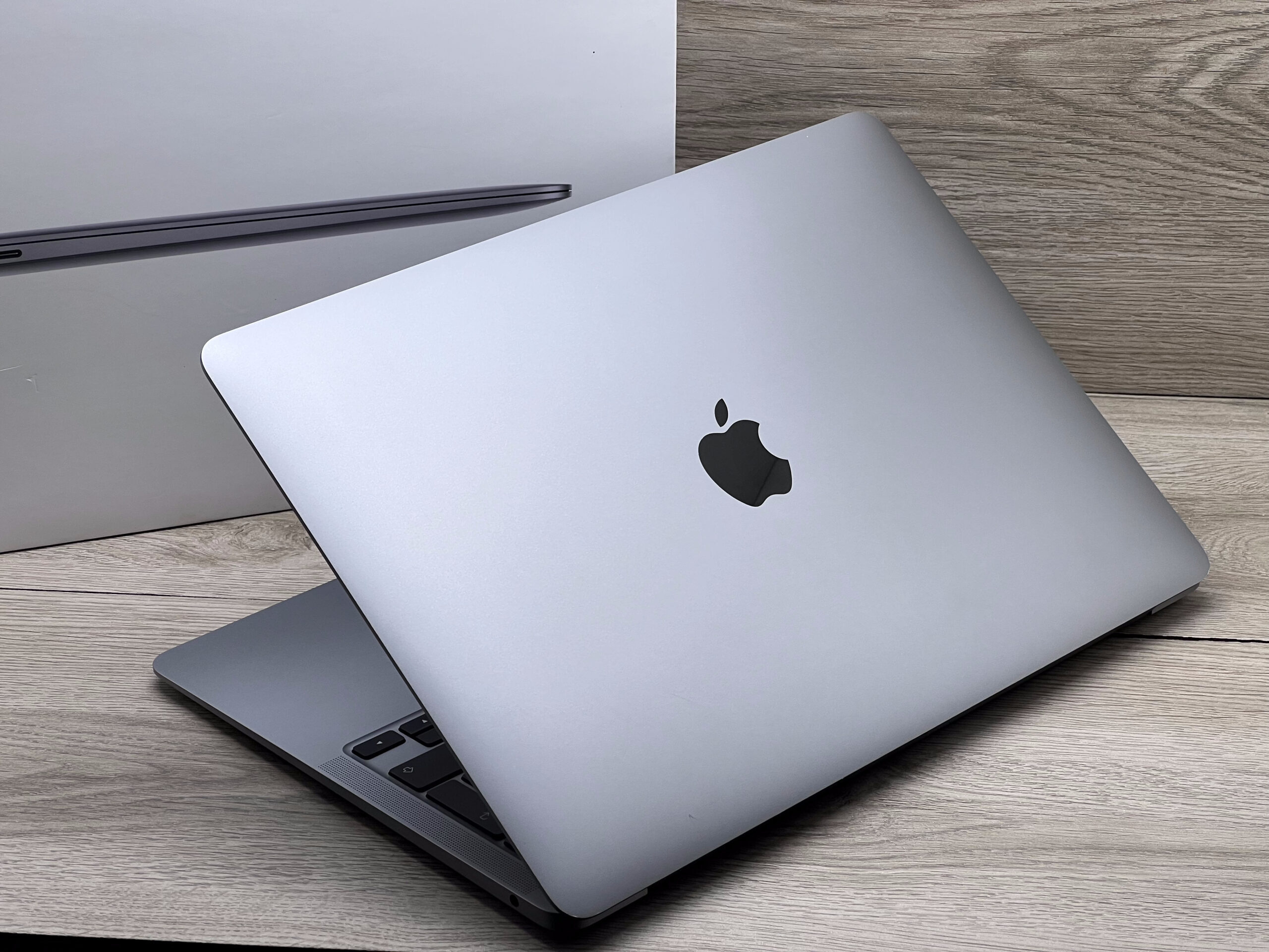 Hibátlan MacBook Air 2020 M1 13” 256GB 2 ÉV Garanciával Számlával 90% Akku