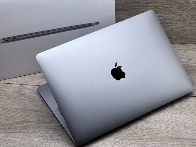 Hibátlan MacBook Air 2020 M1 13” 256GB 2 ÉV Garanciával Számlával 90% Akku