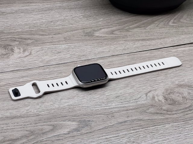 Apple Watch S9 Starlight 45mm CELL 2 ÉV Garanciával Számlával 90% Akku