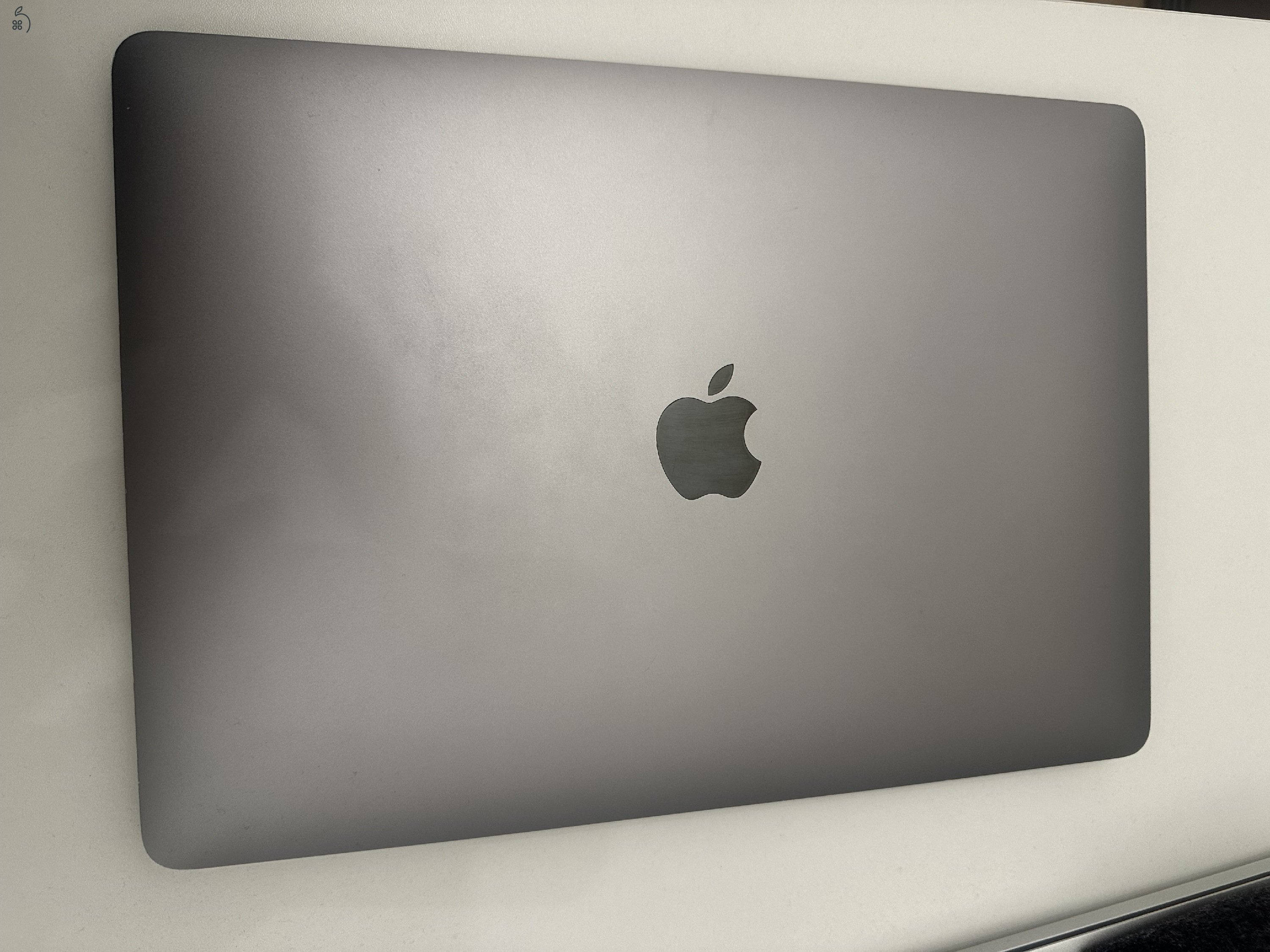 Eladó kiváló állapotú használt MacBook Air M1