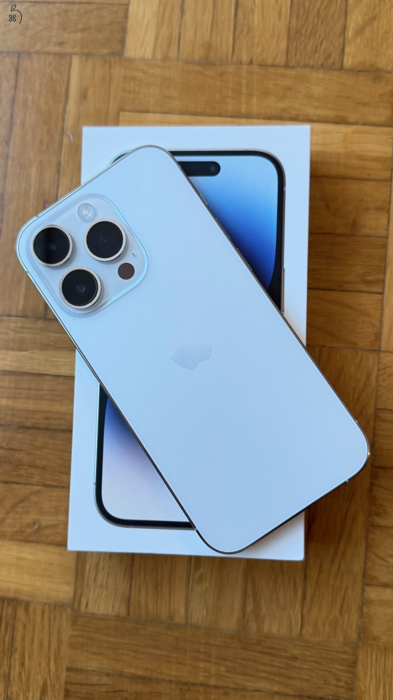 Karcmentes, újszerű iPhone 14 Pro ezüst (silver) + ajándék üvegfólia