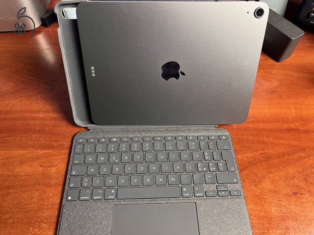 iPad Air 11 M3 128 GB WiFi felbontott, kipróbált, vadonatúj állapotban, 2027.09. 29-ig garancia