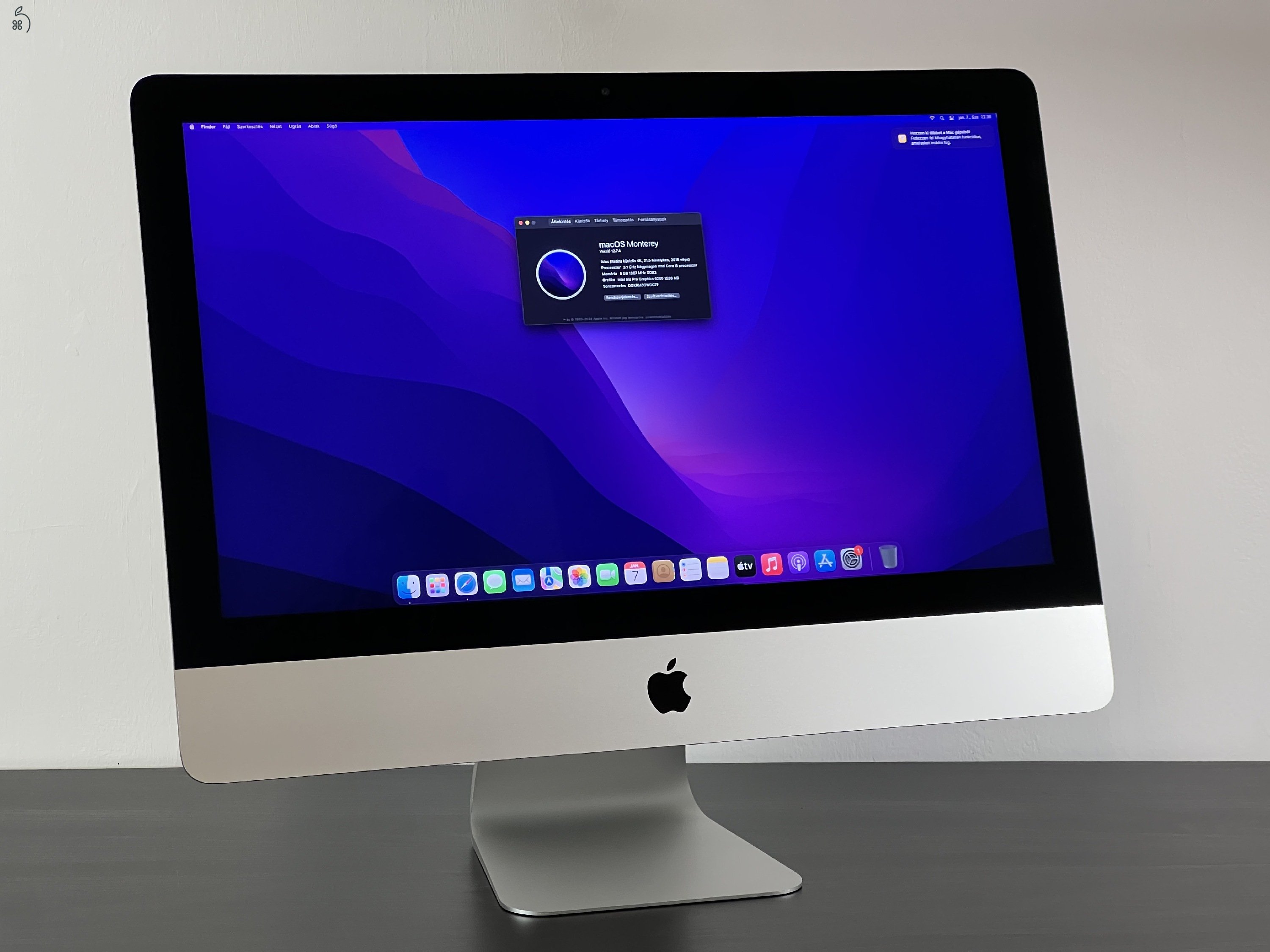 Apple iMac 2015 21.5 i5 3.3 GHz 8GB RAM 480GB SSD 4K