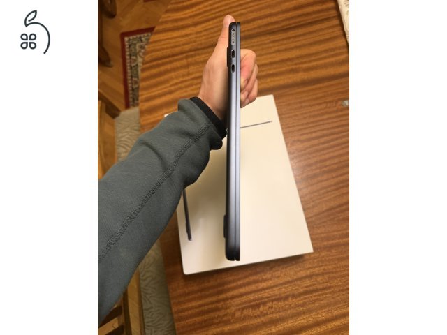 MacBook Air 13” 2022, 8-Core CPU, 10-Core GPU