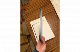 MacBook Air 13” 2022, 8-Core CPU, 10-Core GPU