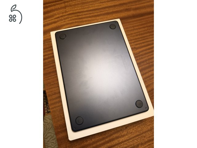 MacBook Air 13” 2022, 8-Core CPU, 10-Core GPU