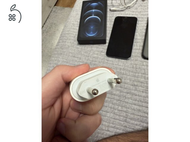 Eladó Újszerű iPhone 12 Pro Max 
