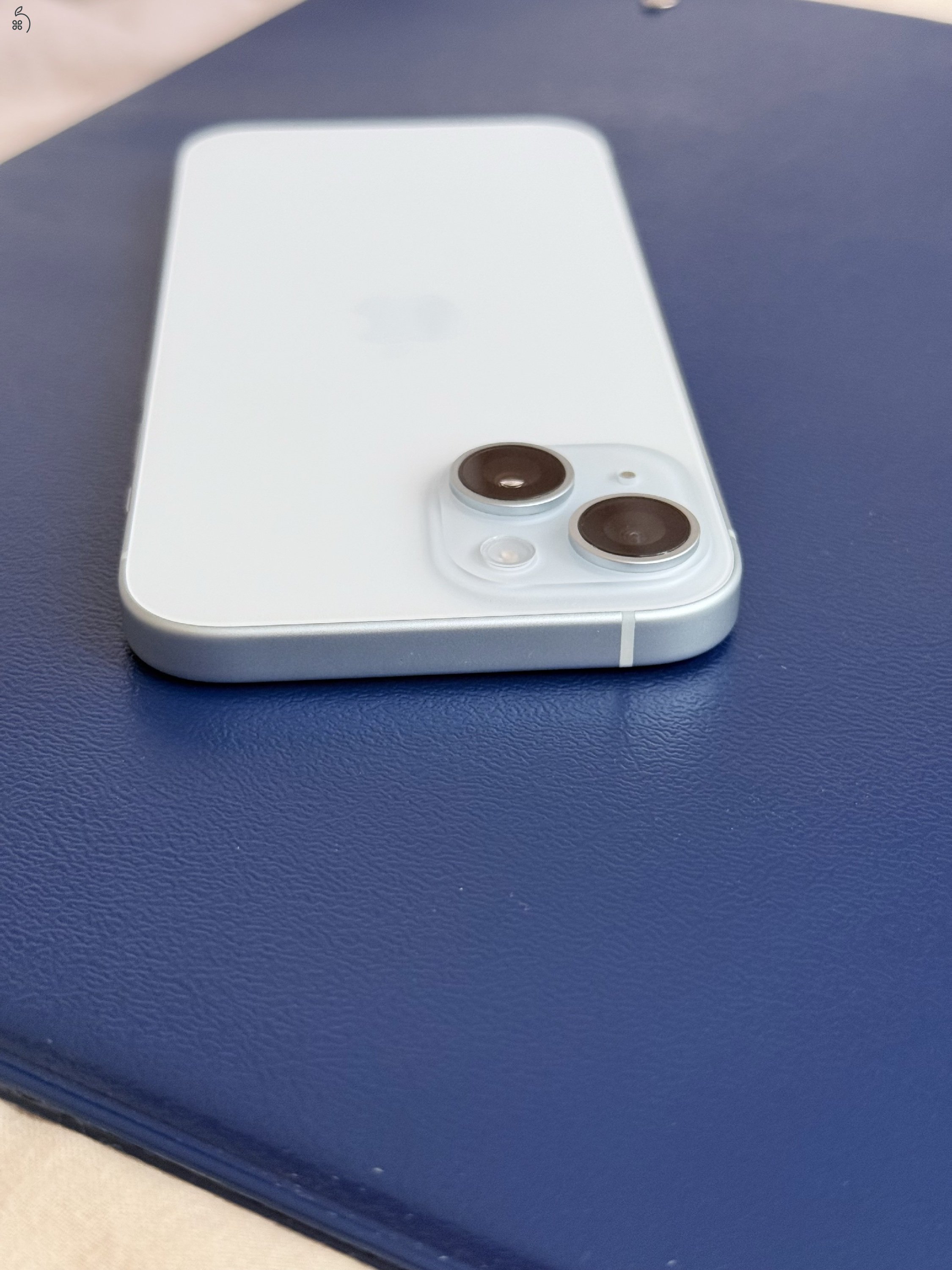 iPhone 15 256GB kék 98% akku MEDIA MARKT GARANCIA 2028.02-ig