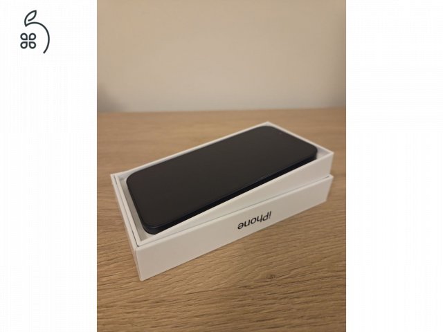 iPhone 13 ajándék tokkal, töltővel, üvegfóliával