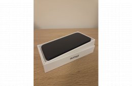 iPhone 13 ajándék tokkal, töltővel, üvegfóliával