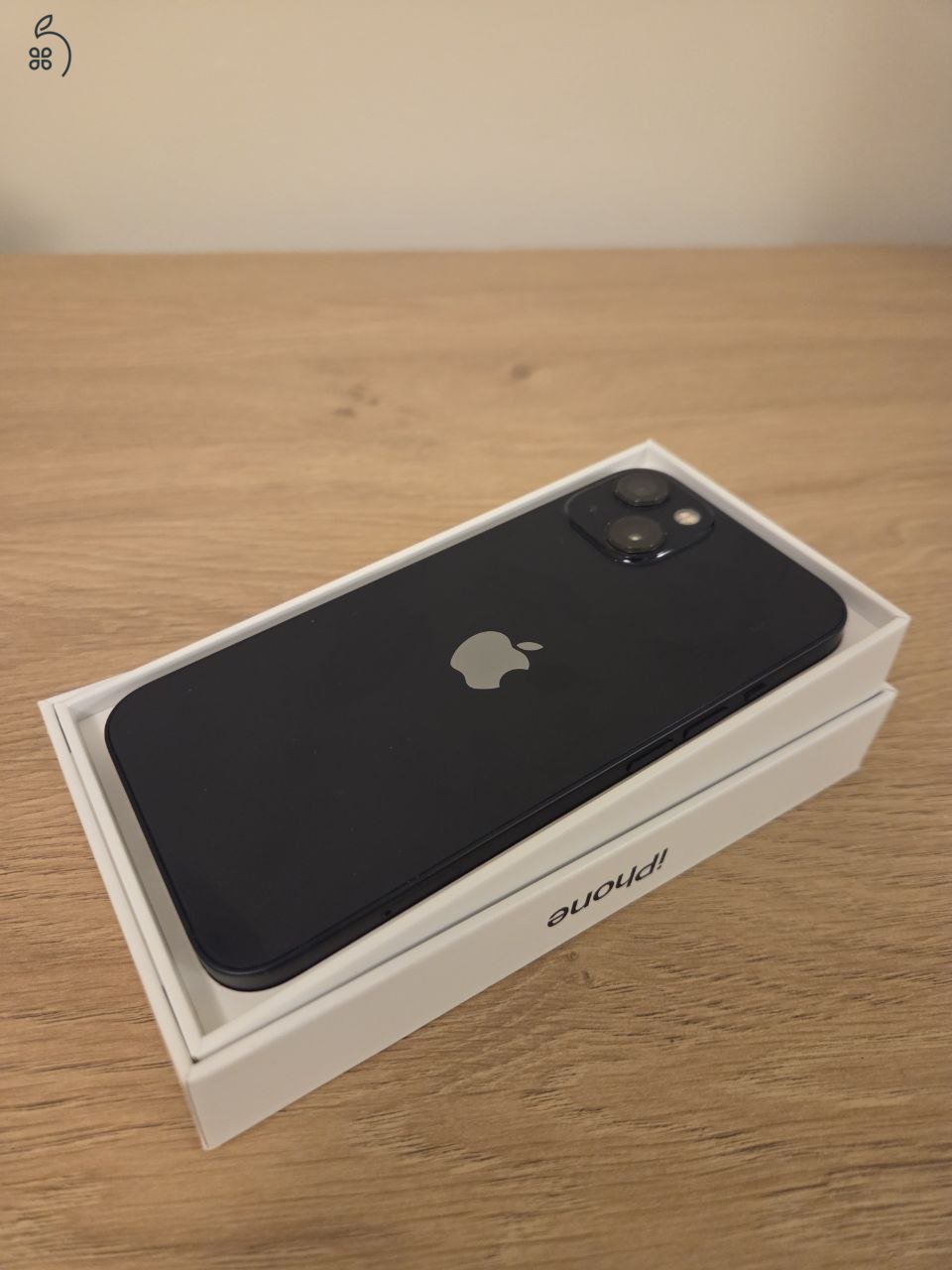 iPhone 13 ajándék tokkal, töltővel, üvegfóliával