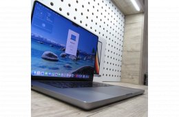 MacBook Pro 16 (2021) M1 Max, 32GB RAM, 500GB SSD, 16” XDR kijelző. Megkímélt állapot, 85% akku (481 ciklus), töltővel, 3 hónap garancia.