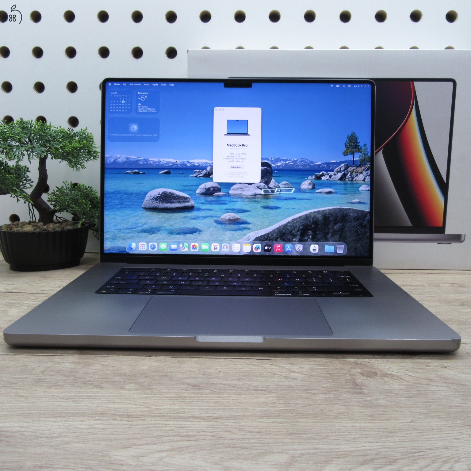 MacBook Pro 16 (2021) M1 Max, 32GB RAM, 500GB SSD, 16” XDR kijelző. Megkímélt állapot, 85% akku (481 ciklus), töltővel, 3 hónap garancia.