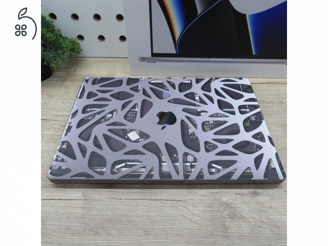 Apple MacBook Pro 16 (2021) M1 Pro 16GB/1TB használt, karcmentes – 87% akku