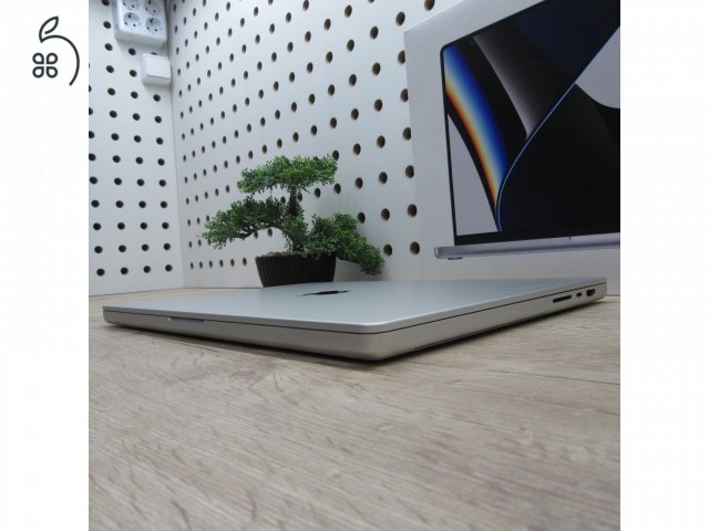 Apple MacBook Pro 16 (2021) M1 Pro 16GB/1TB használt, karcmentes – 84% akku