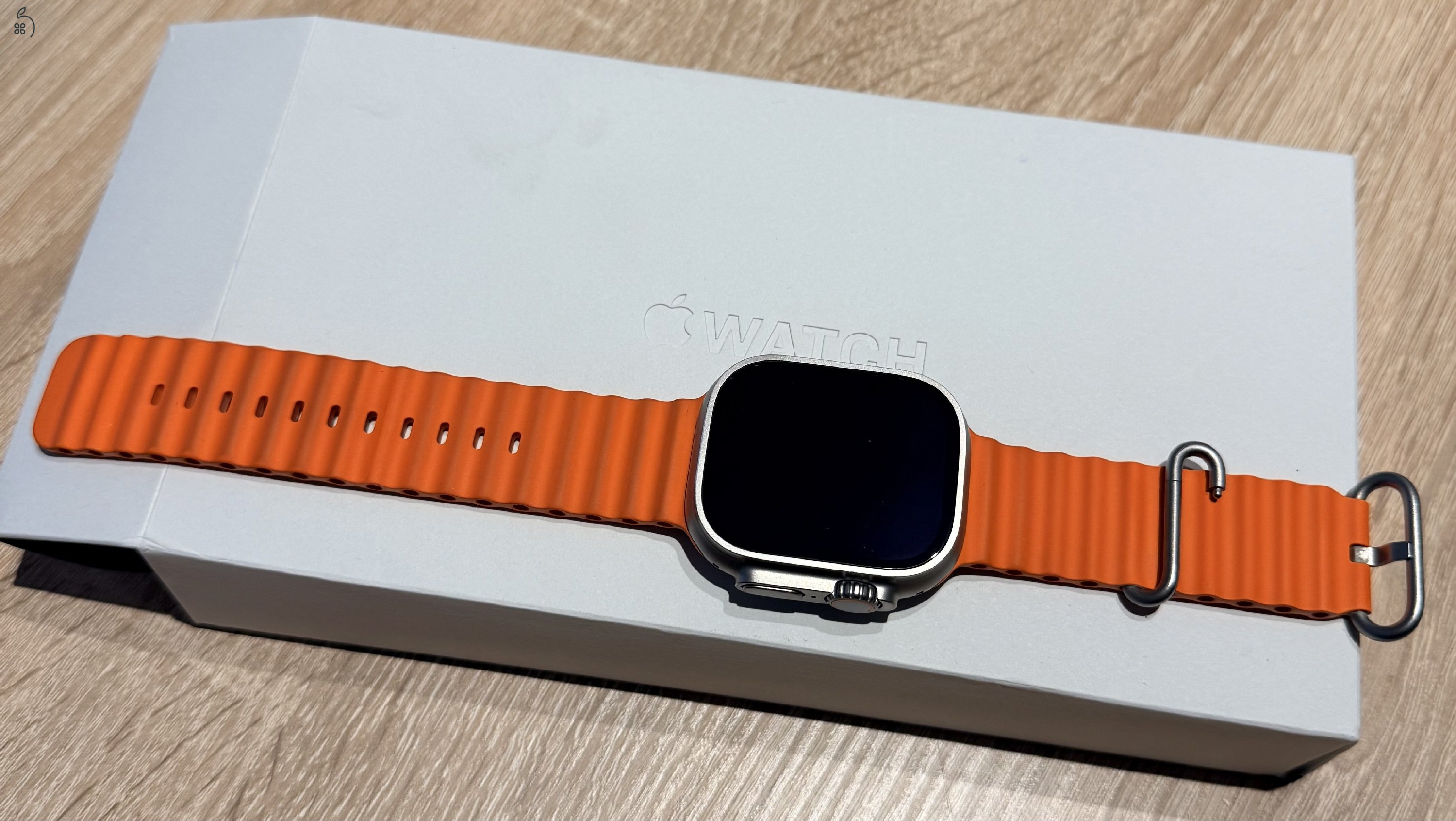 Apple Watch Ultra 2 GPS + Cellular 49 mm Natural Titanium - Orange Ocean Band