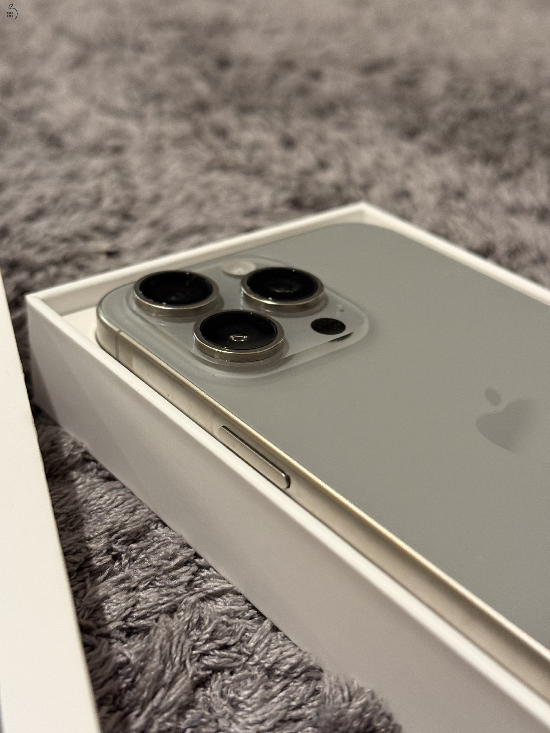 Eladó! Iphone 15 Pro Max 256 GB