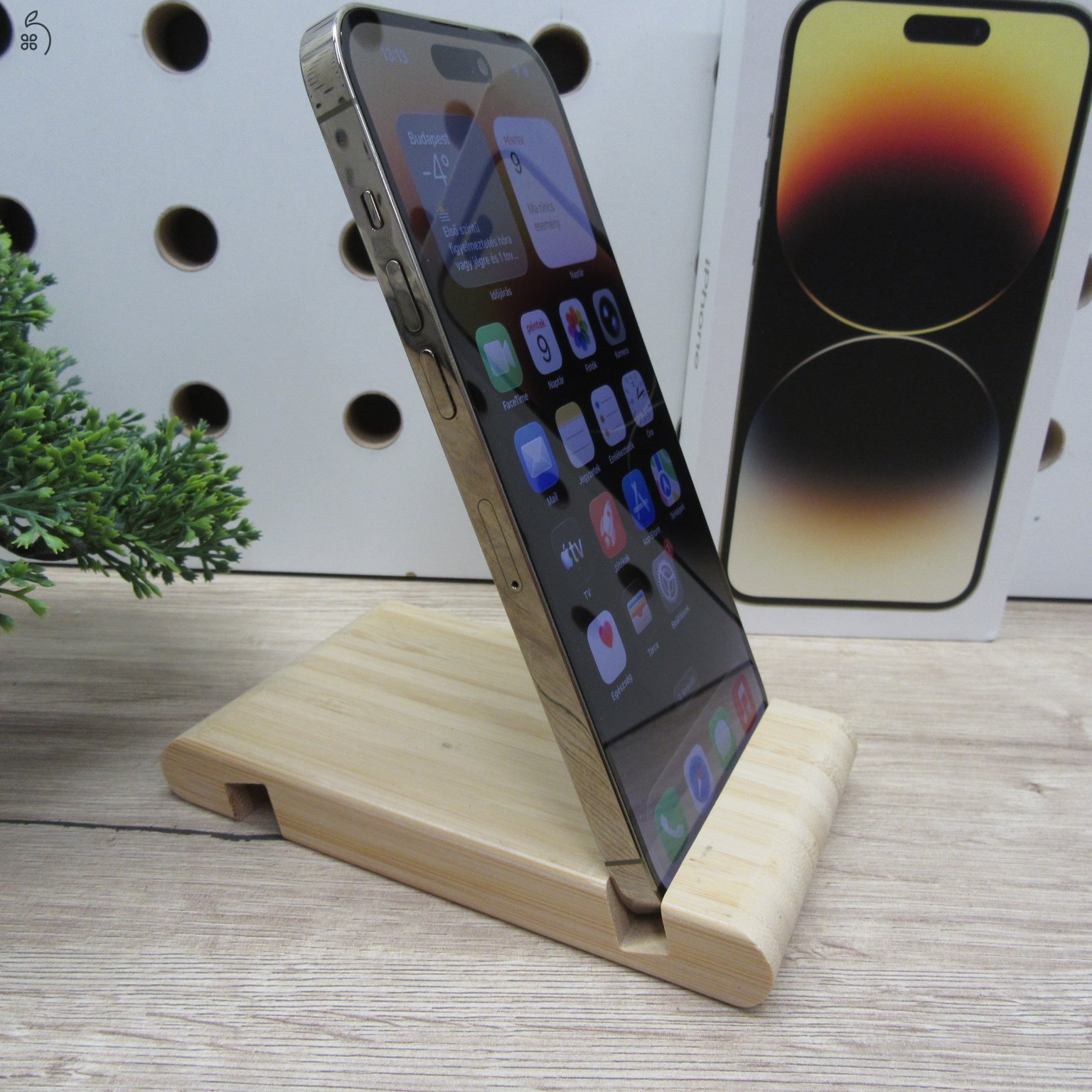 Apple iPhone 14 Pro Max 128GB Gold – használt, megkímélt, 88% akku, 6 hónap garancia