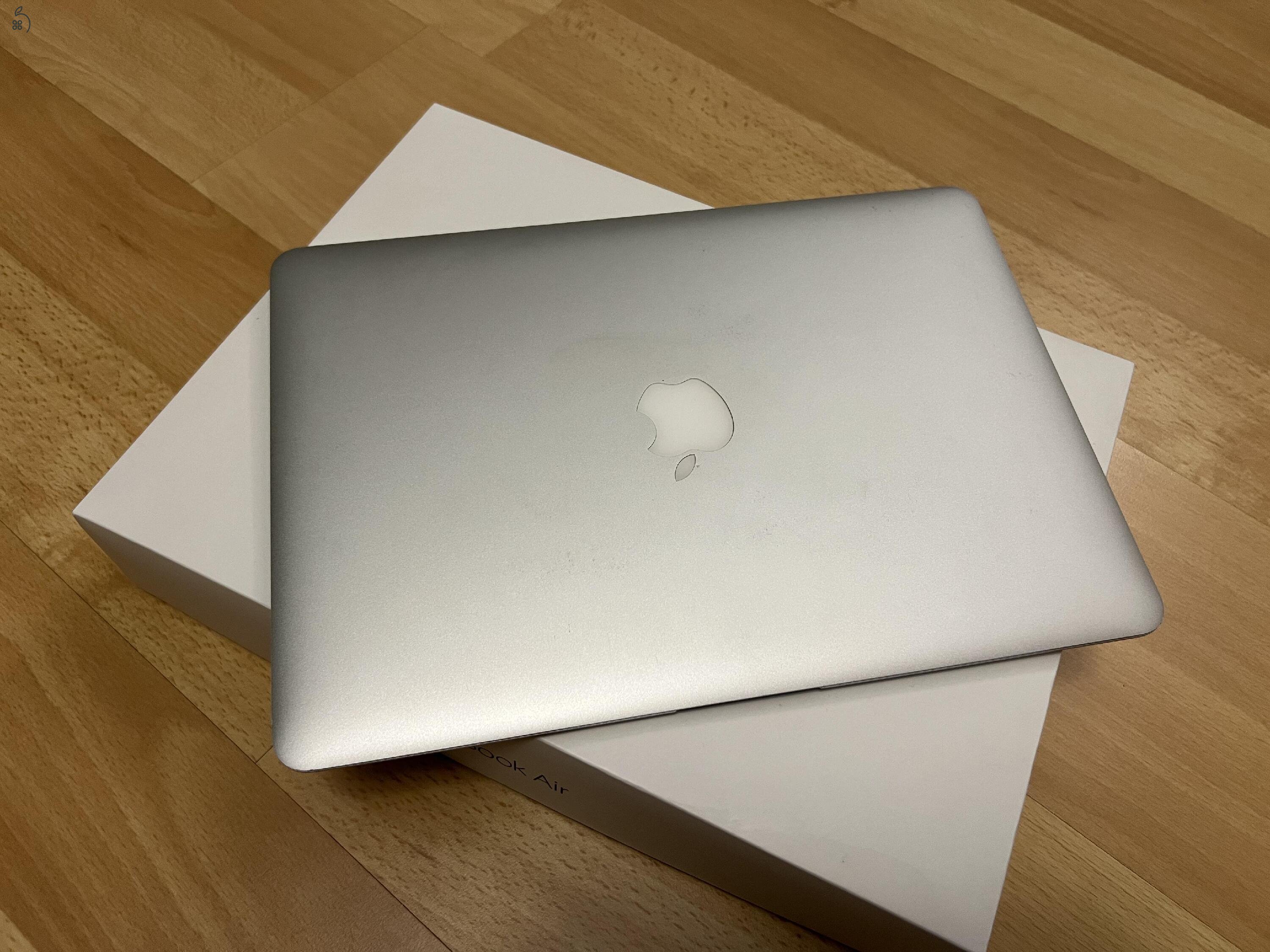 MacBook Air 2017 i5/8GB/128GB