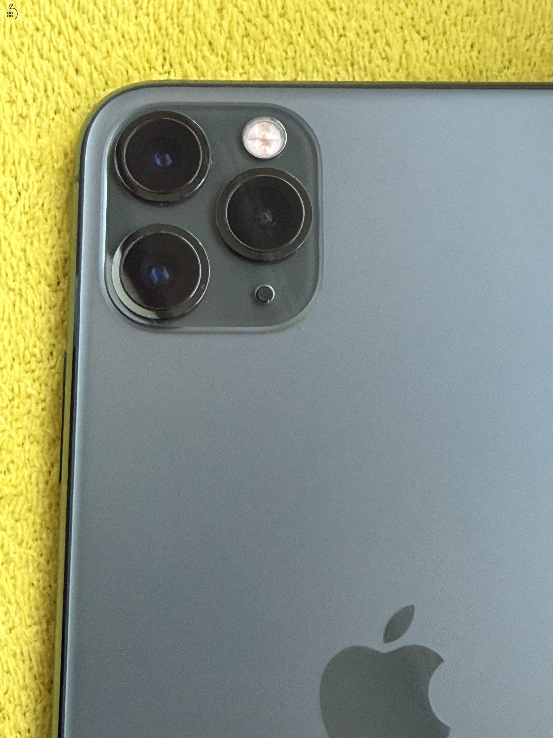iPhone 11 Pro Max 64GB gyári független eSIM karcmentes