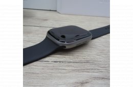 Apple Watch Series 11 46 mm – használt, karcmentes, 100% akku, garanciás 2029.01.08-ig