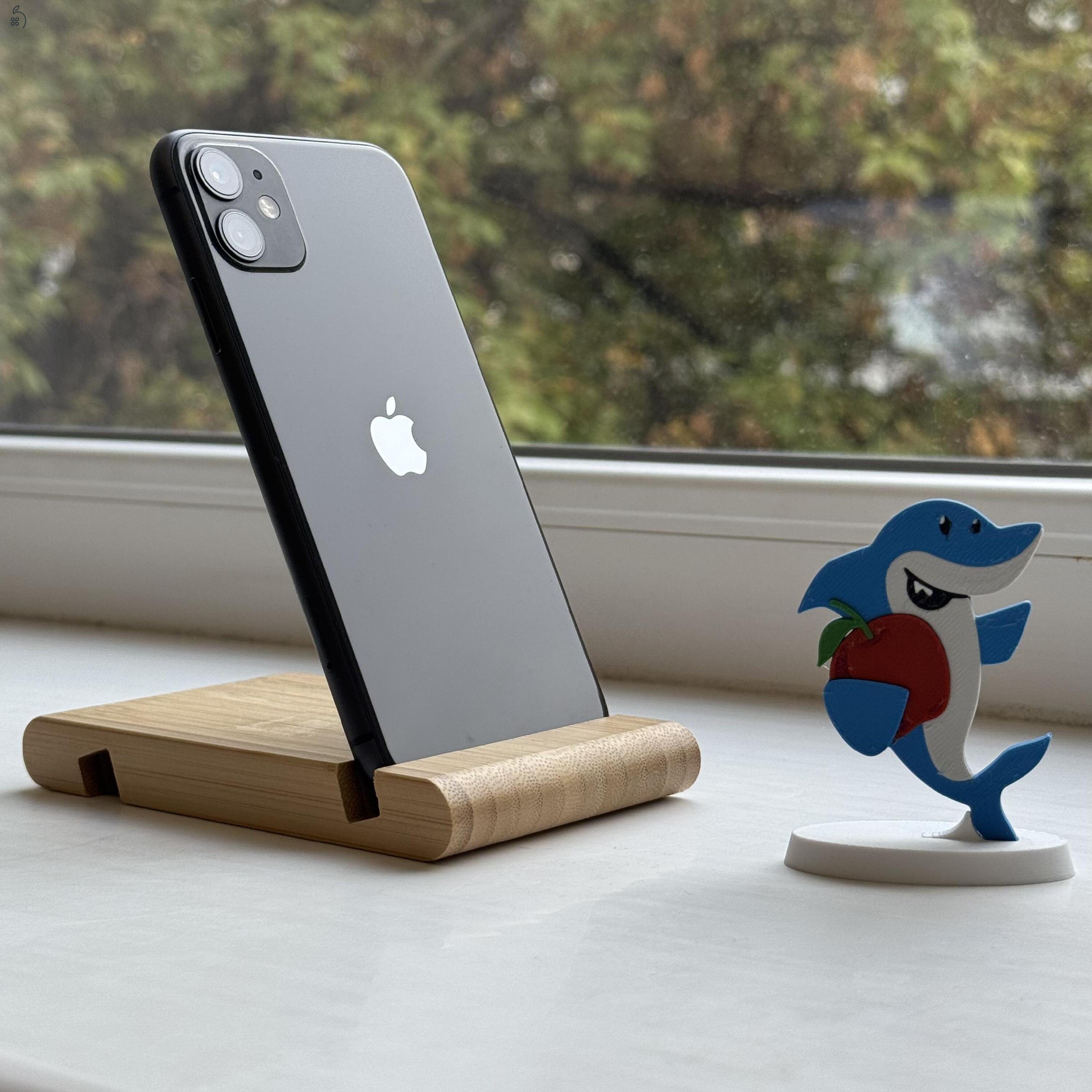 iPhone 11 64GB Black -1 ÉV GARANCIA - Kártyafüggetlen, MS4346, 100% Akksi