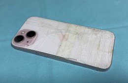 Hibás iPhone 15 – 128 GB, kártyafüggetlen – alkatrésznek vagy javításra