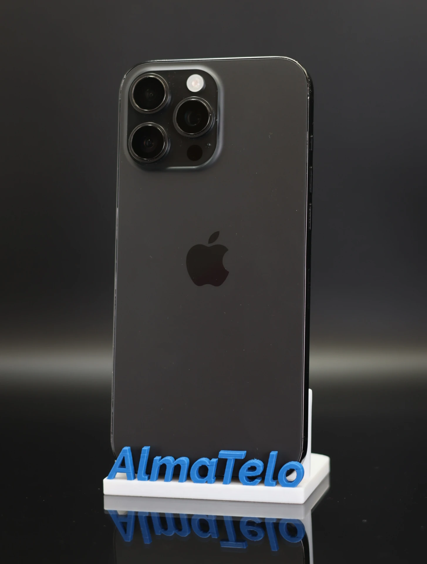 Apple iPhone 16 Pro Max 256 GB Black Titanium 100% akku - 12 HÓ GARANCIA