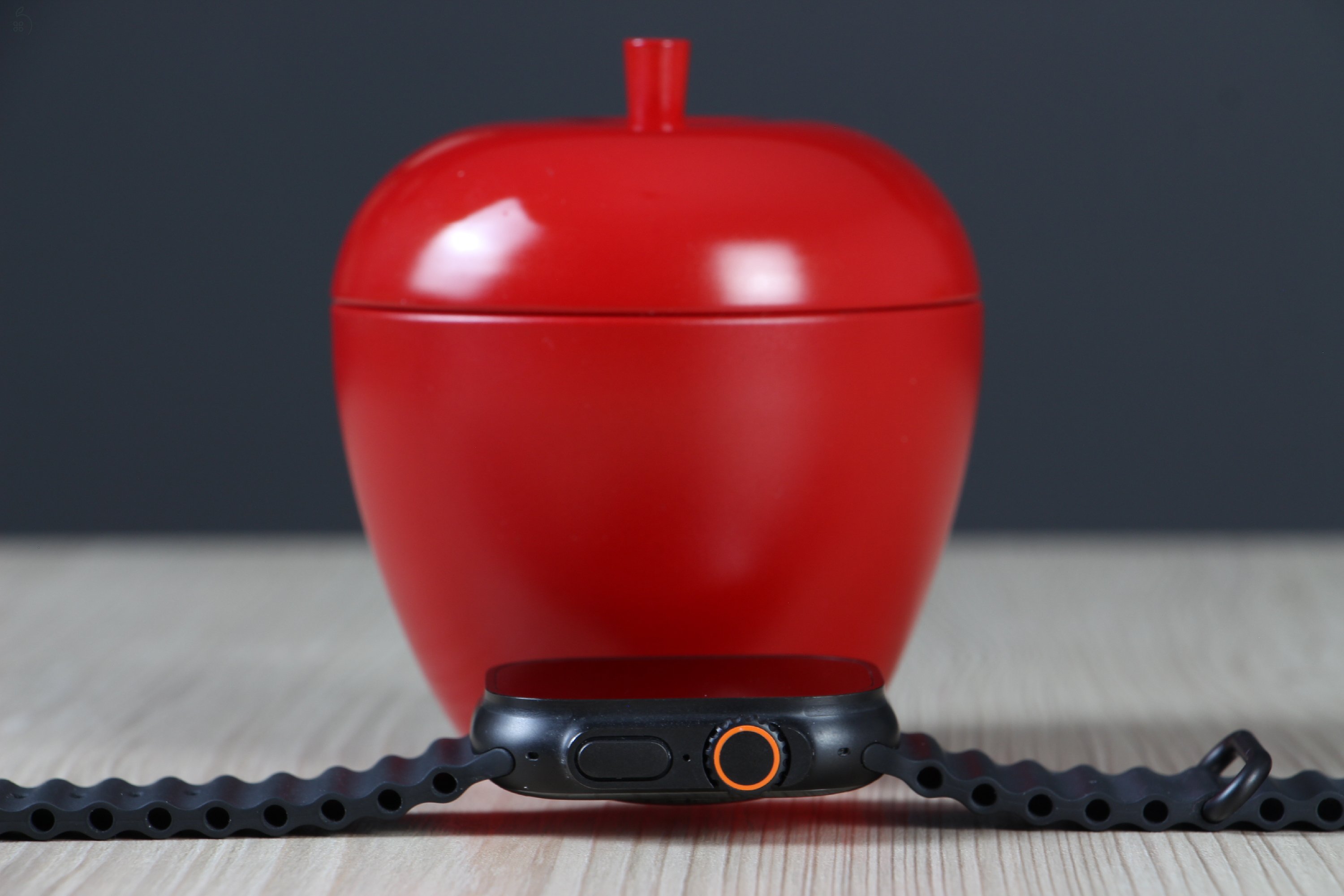 Apple Watch Ultra 2 asztrofekete B US-7571