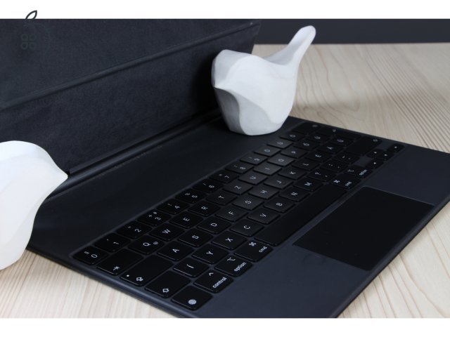Magic Keyboard for iPad Air 13