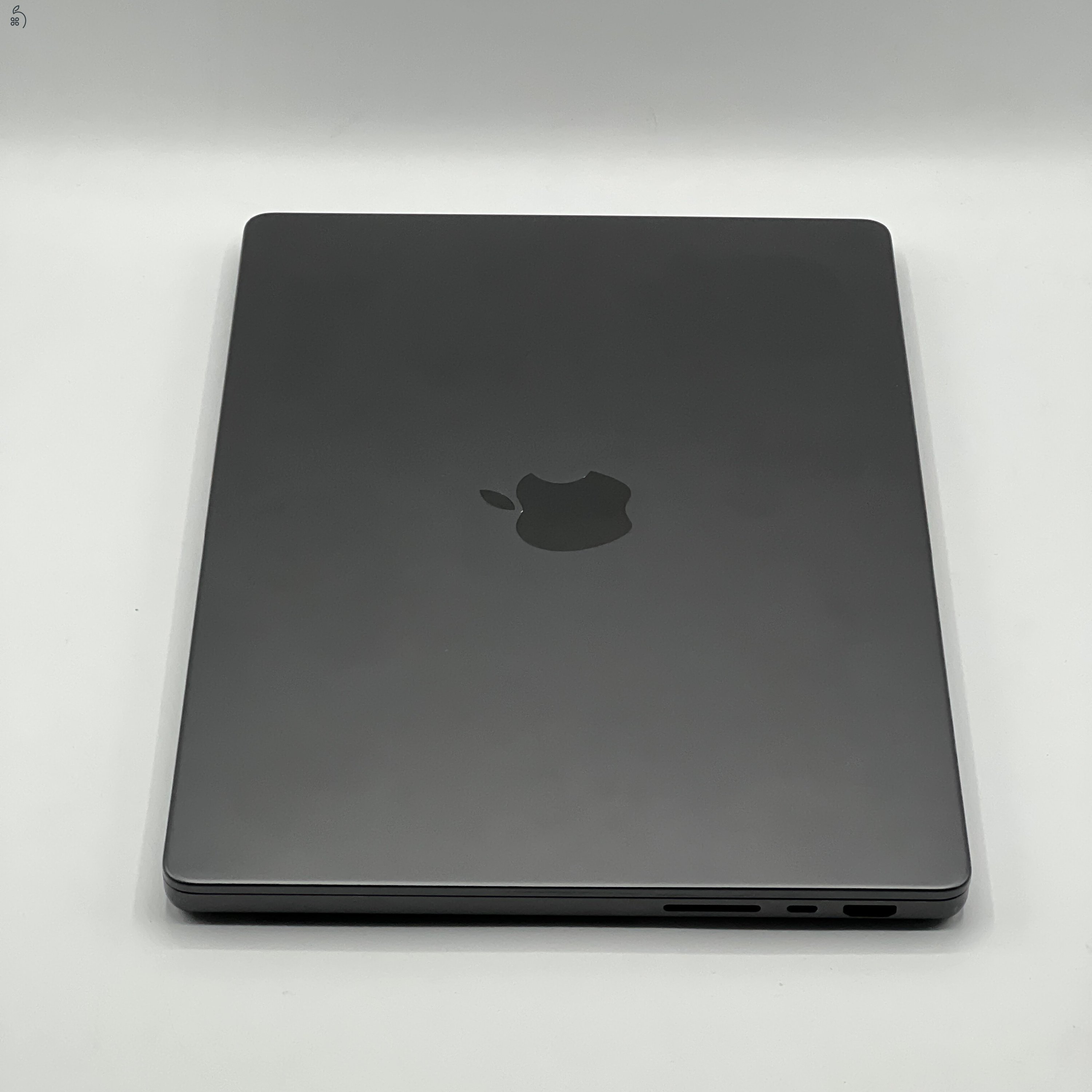 MacBook Pro 14