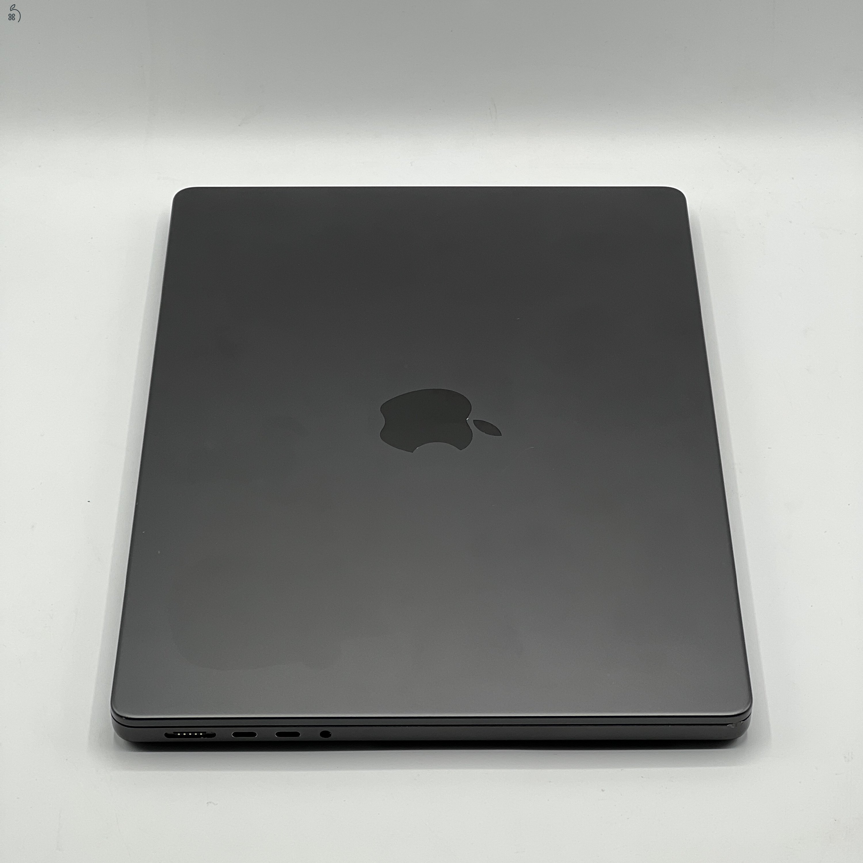 MacBook Pro 14