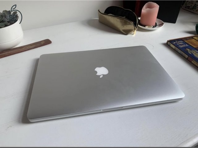 Apple Macbook Pro 2015 Mid Retina 15’