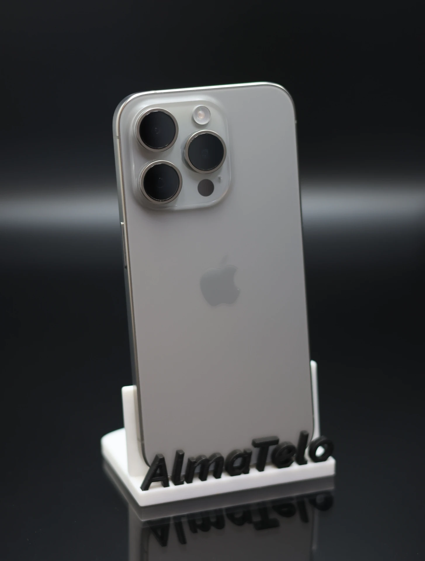 Apple iPhone 15 Pro Max 256 GB Natural Titanium 100% akku - 12 HÓ GARANCIA