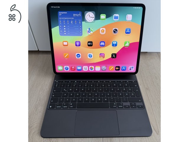 Apple iPad Pro M4 13″ + Apple Magic Keyboard 