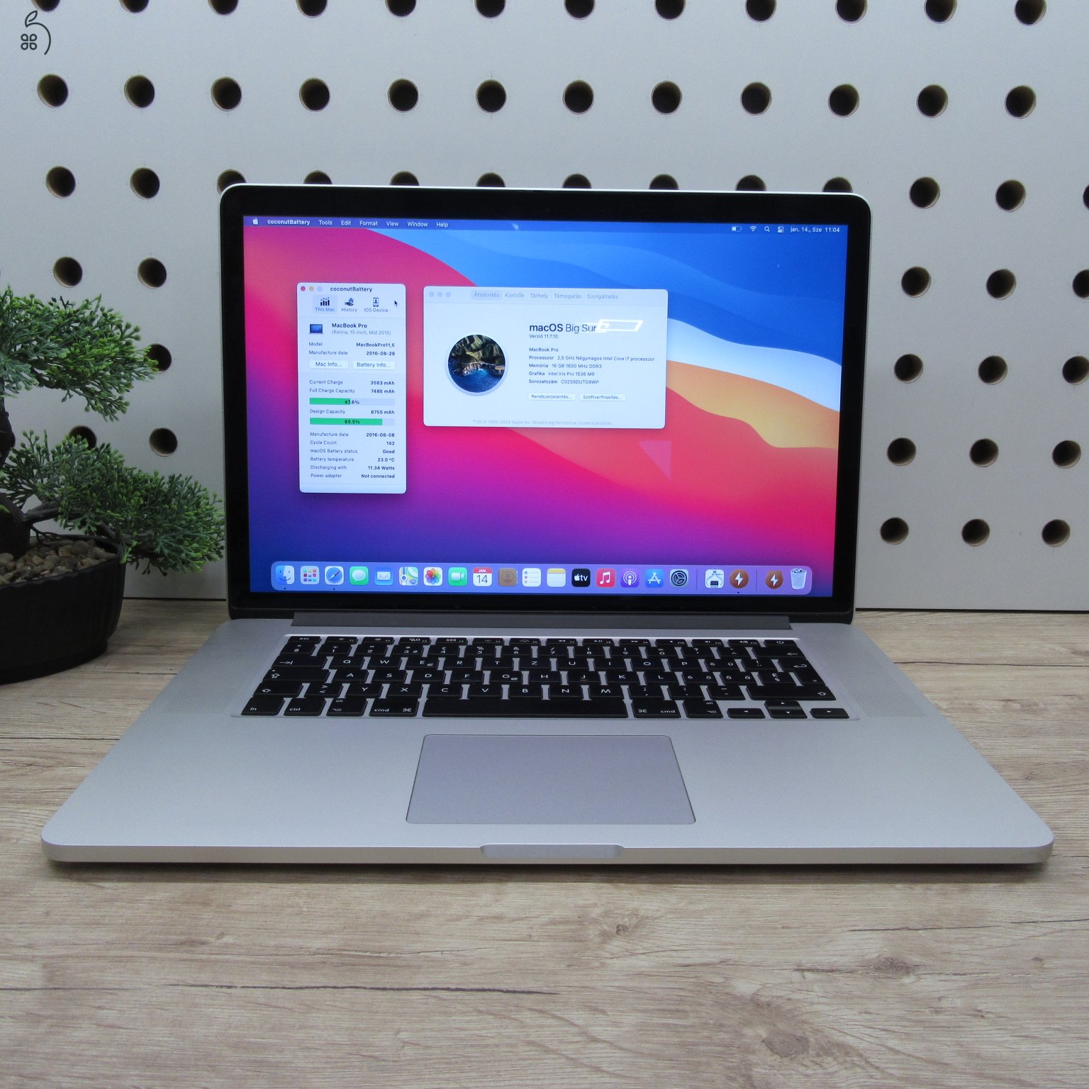 Apple MacBook Pro Retina 15 (Mid 2015) 16GB/500GB használt, megkímélt, akku 86%