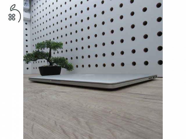 Apple MacBook Pro Retina 15 (Mid 2015) 16GB/500GB használt, megkímélt, akku 86%