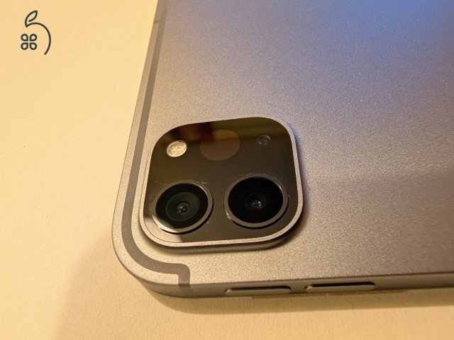 iPad 12.9 Pro 1TB M2 6. gen. Wifi+Cellular + Apple Magic Keyboard  Magyar + 2. gen. Apple Pencil