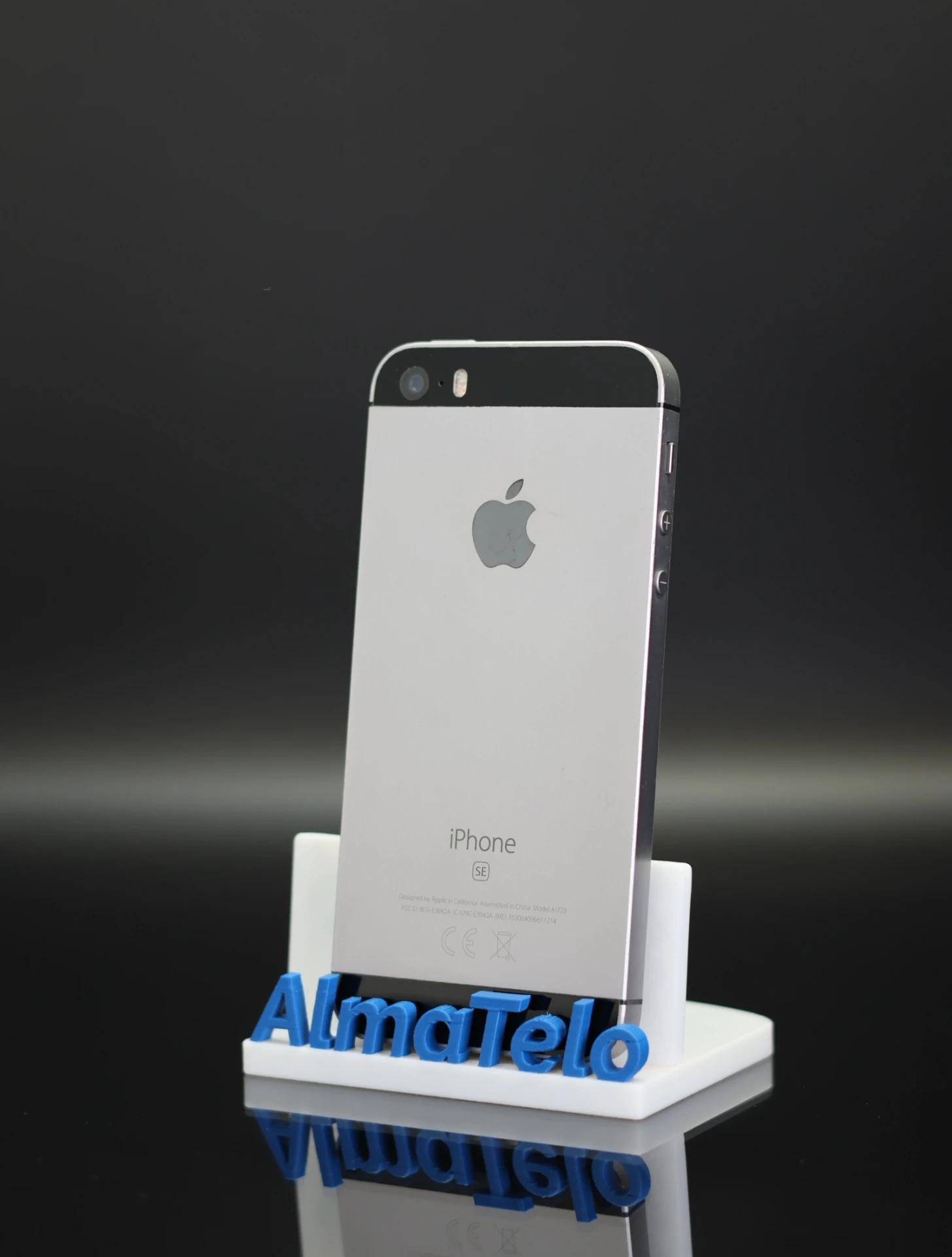 Apple iPhone SE (2016) 32 GB Space Gray 96% akku - 12 HÓ GARANCIA