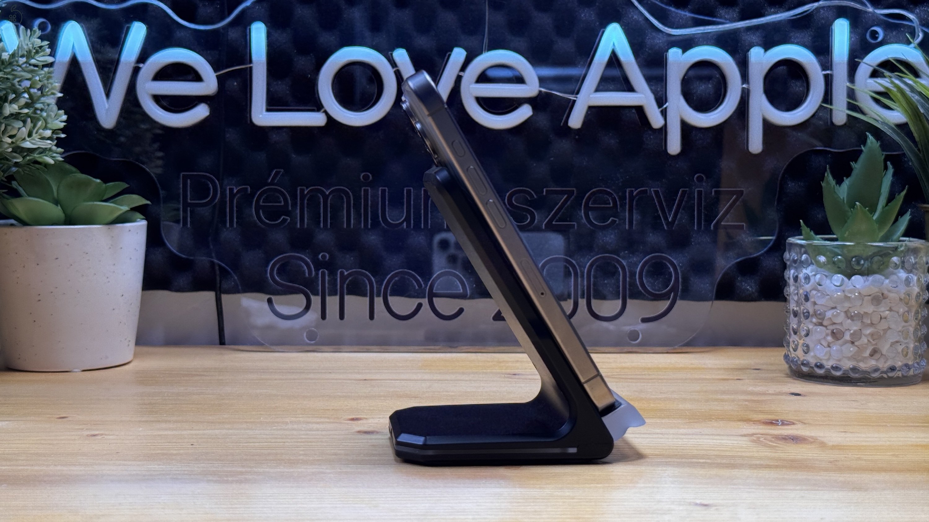  iPhone 15 Pro 256GB Natúr Titán, Független - Garancia, Számla 