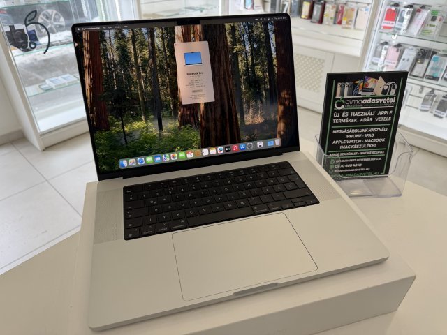 MacBook Pro M3 16