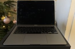 Macbook Air M1 8GB RAM 256 GB SSD 