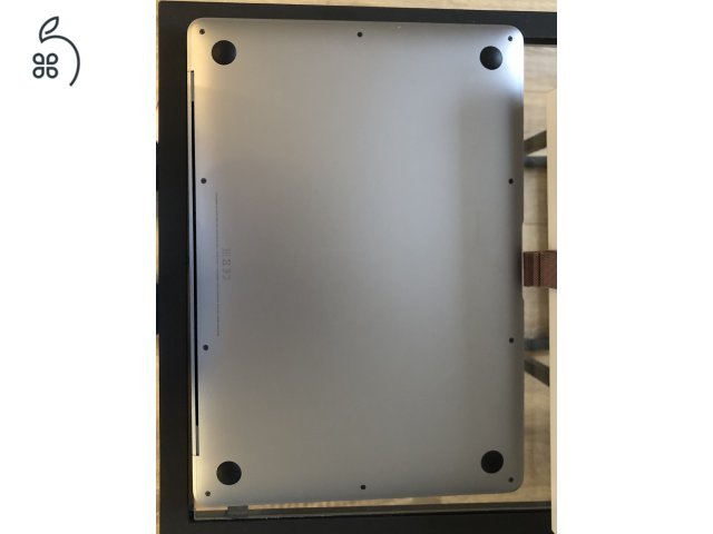 Macbook Air M1 8GB RAM 256 GB SSD 