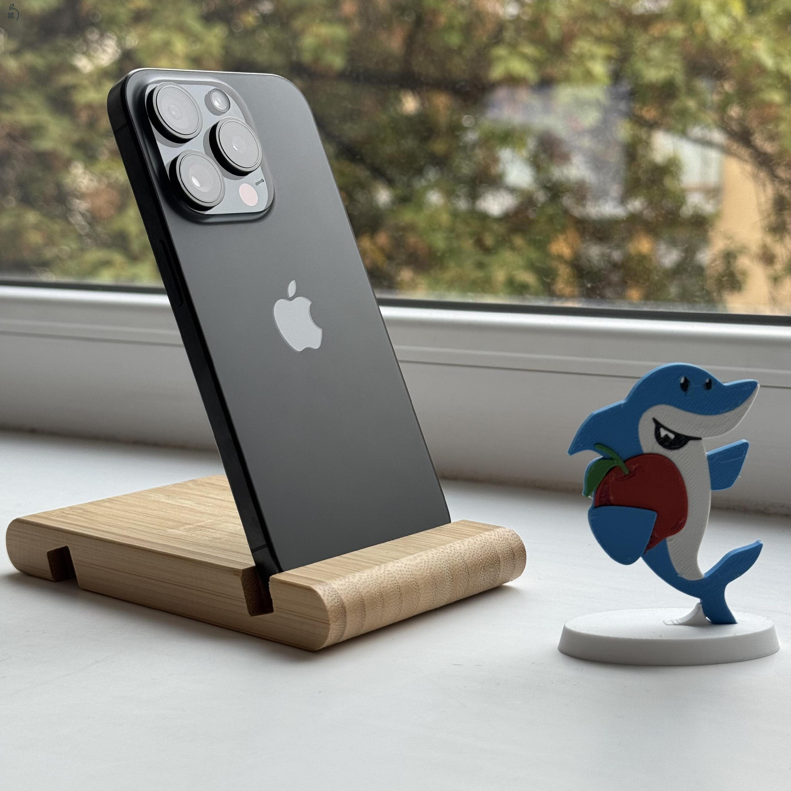 HIBÁTLAN iPhone 15 Pro 256GB Black Titanium-1 ÉV GARANCIA - Kártyafüggetlen, MS4433