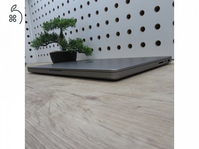 Apple MacBook Pro 14 M1 Max (2021) 32GB/1TB használt, megkímélt, akku 83%