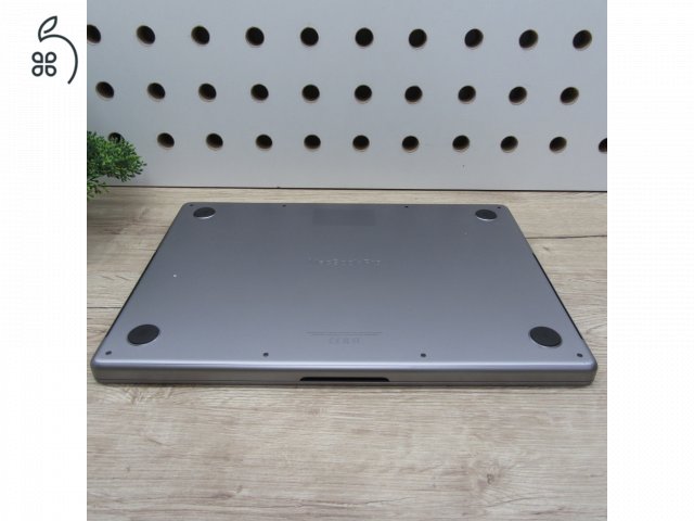 Apple MacBook Pro 14 M1 Max (2021) 32GB/1TB használt, megkímélt, akku 83%